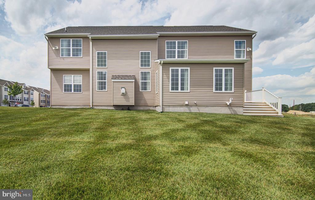 400 Rederick Lane, Unit 1 Middletown, DE 19709 - Photo 15 of 39 a front view of house with yard