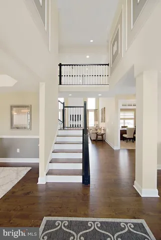 a view of entryway and hall