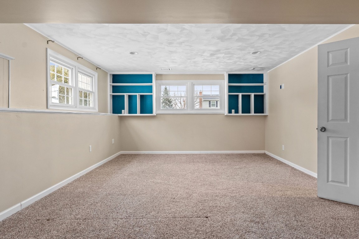 17 Dorothy Road Apalachin, NY 13732 - Photo 27 of 38