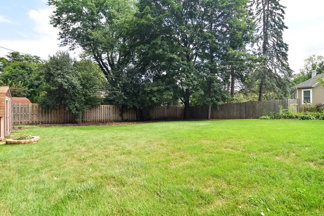 903 Crest Street Wheaton, IL 60189 - Photo 12 of 12