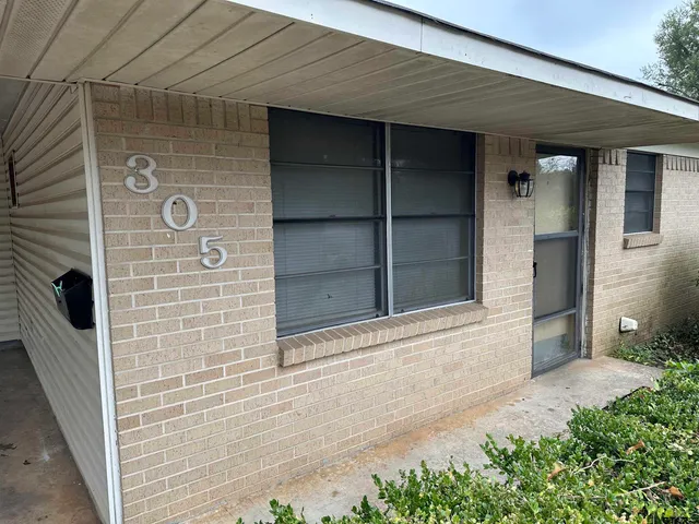 a view of front door of house