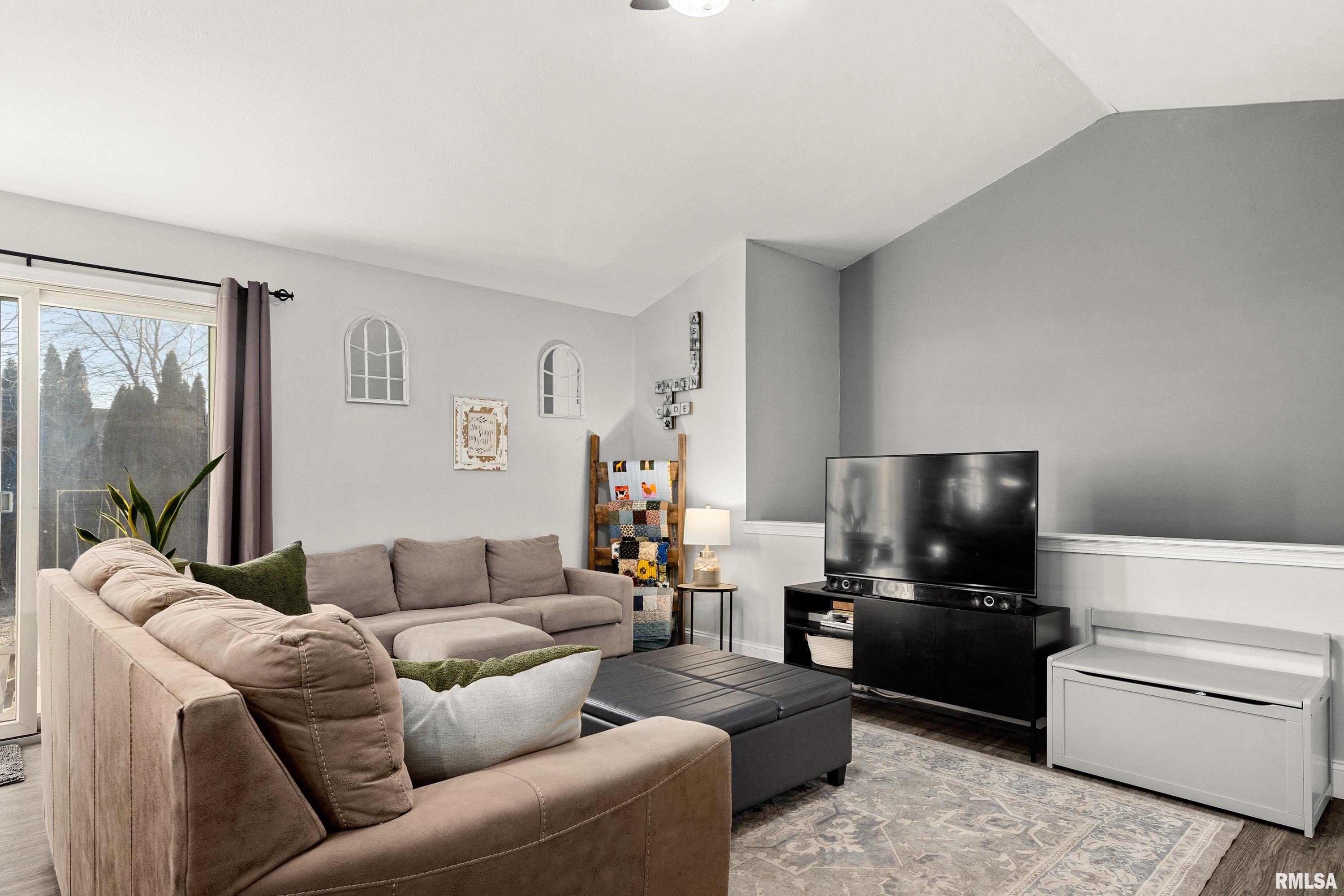 1918 Stoneridge Washington, IL 61571 - Photo 14 of 45