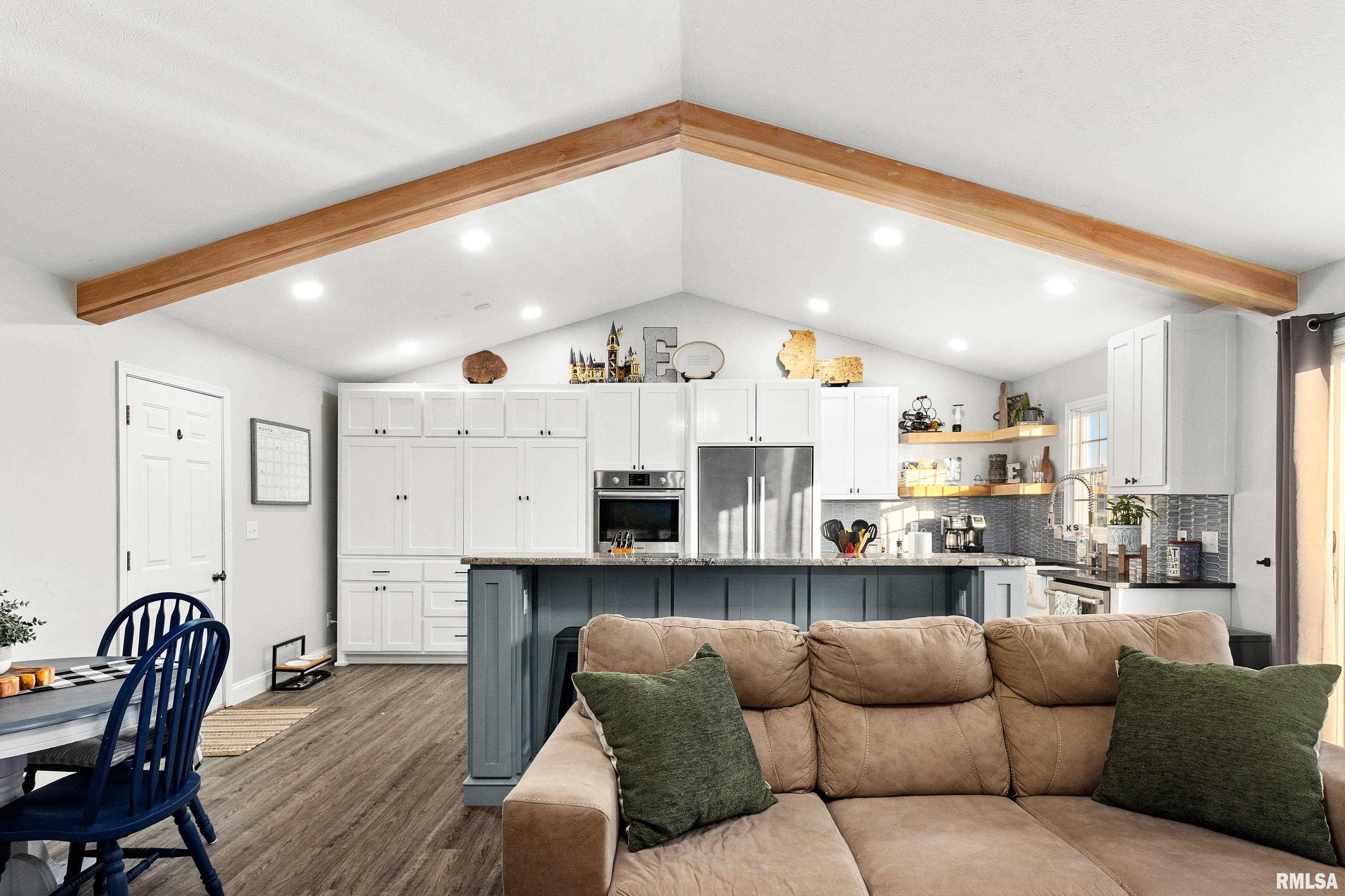 1918 Stoneridge Washington, IL 61571 - Photo 18 of 45