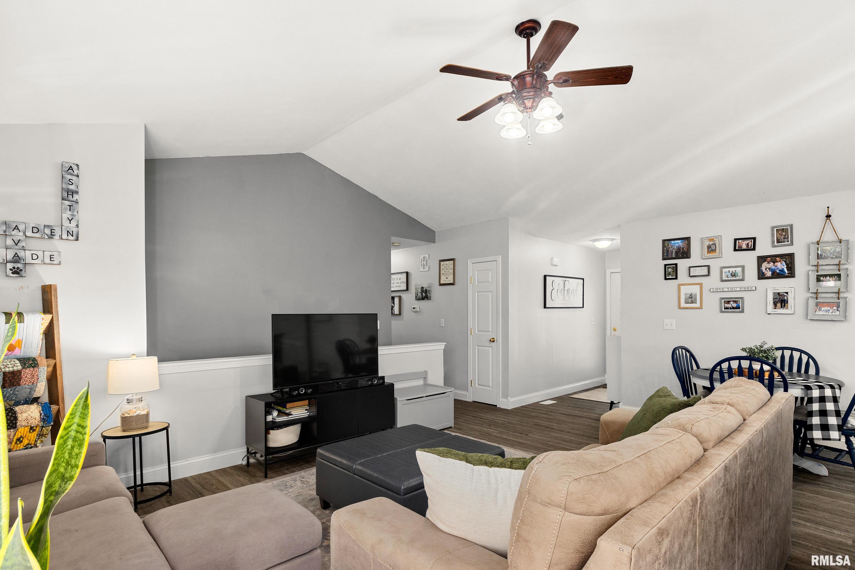 1918 Stoneridge Washington, IL 61571 - Photo 19 of 45