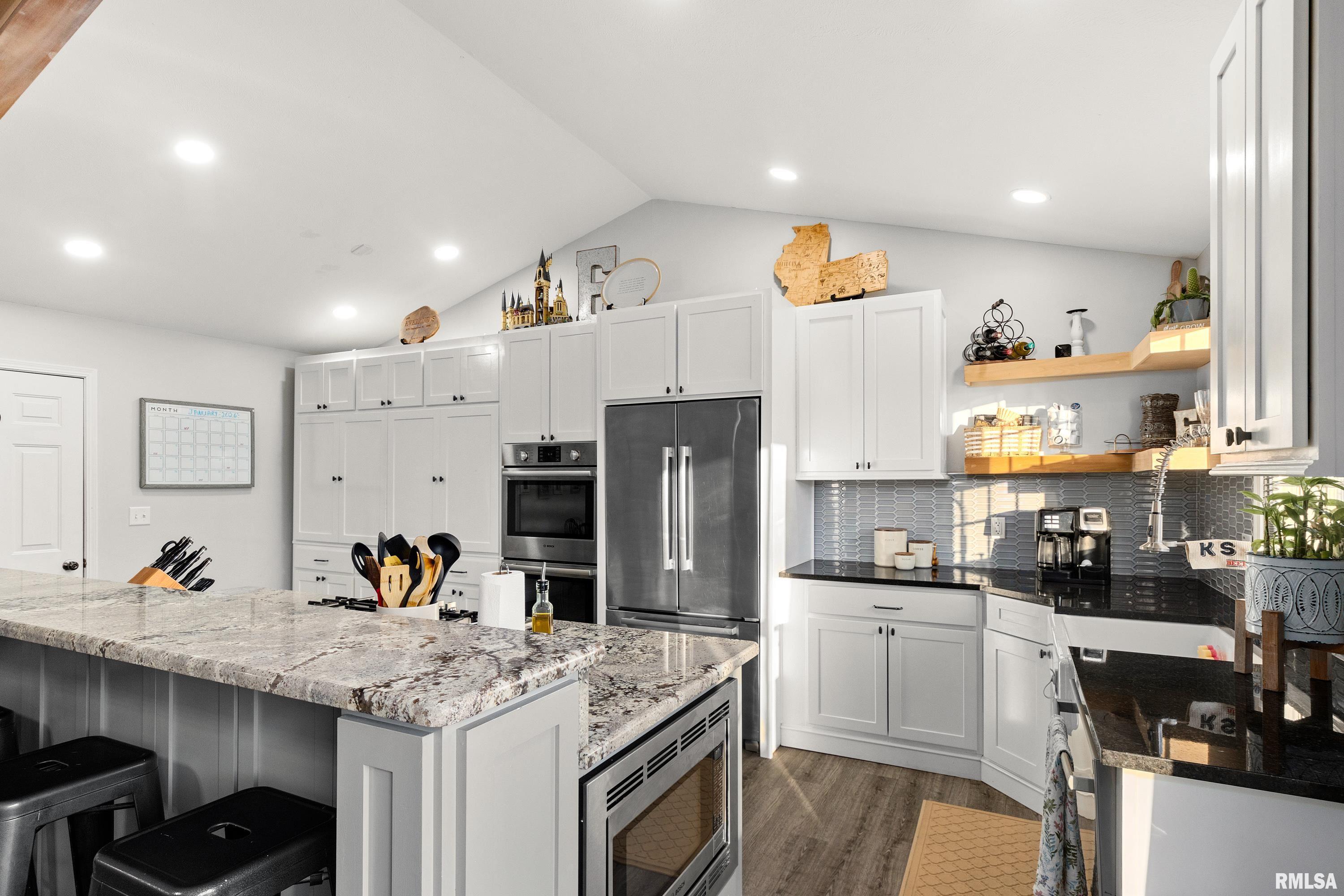 1918 Stoneridge Washington, IL 61571 - Photo 24 of 45