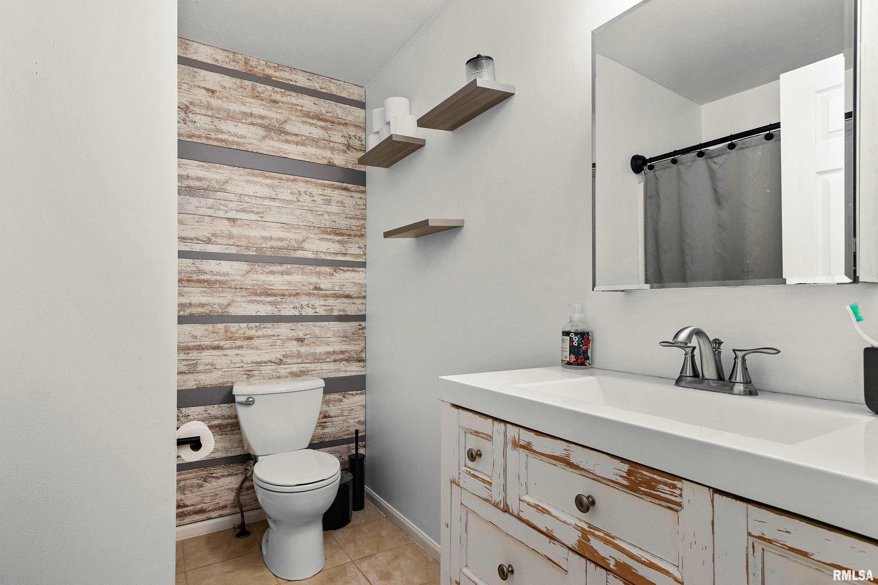 1918 Stoneridge Washington, IL 61571 - Photo 33 of 45