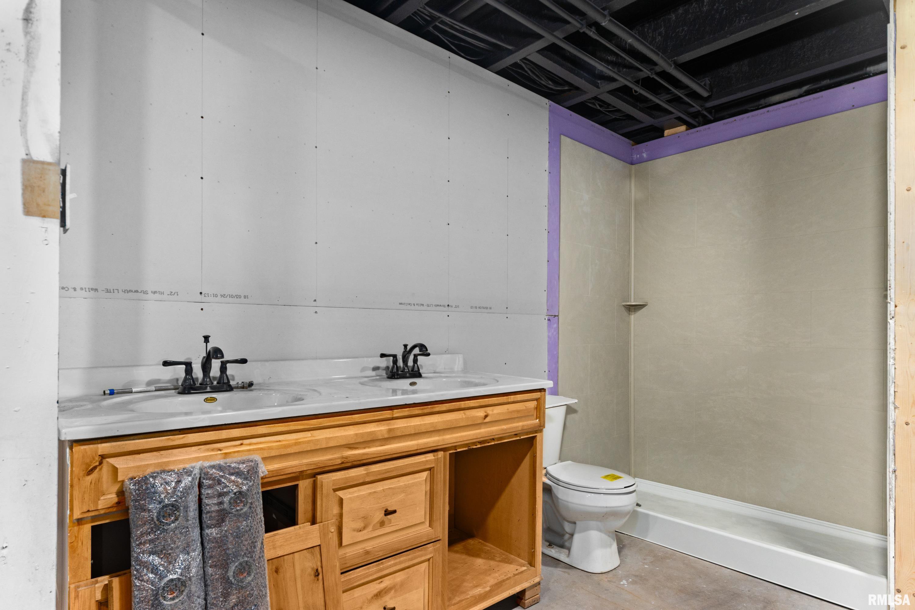 1918 Stoneridge Washington, IL 61571 - Photo 40 of 45