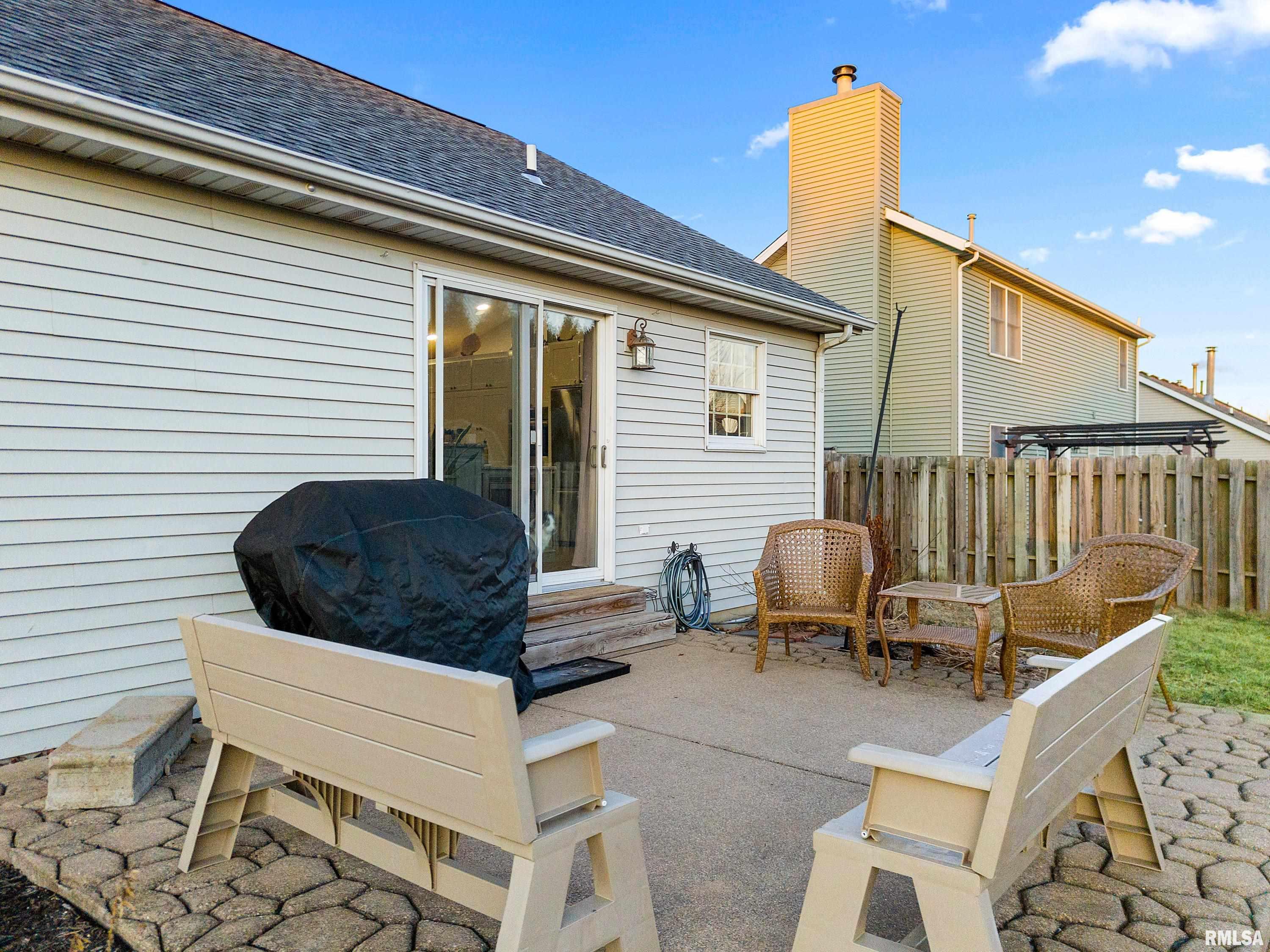 1918 Stoneridge Washington, IL 61571 - Photo 8 of 45