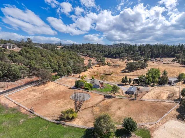 $749,000 | 2440 Otter Trail, Cool, CA 95614