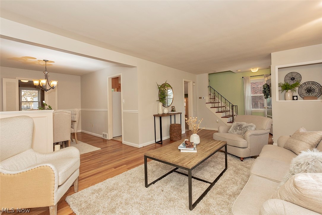 2349 Charney Road Cleveland, OH 44118 - Photo 8 of 30 Gallery Image 8