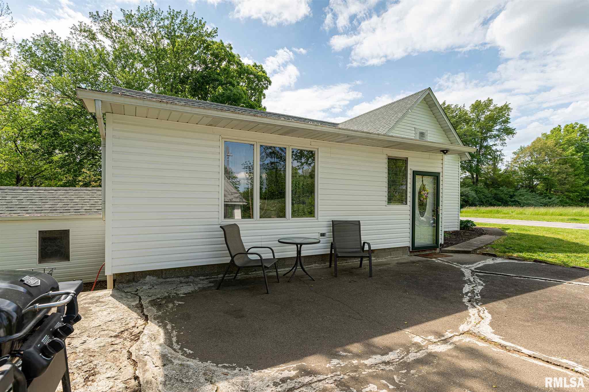 14637 Buckley Road Marion, IL 62959 - Photo 4 of 18