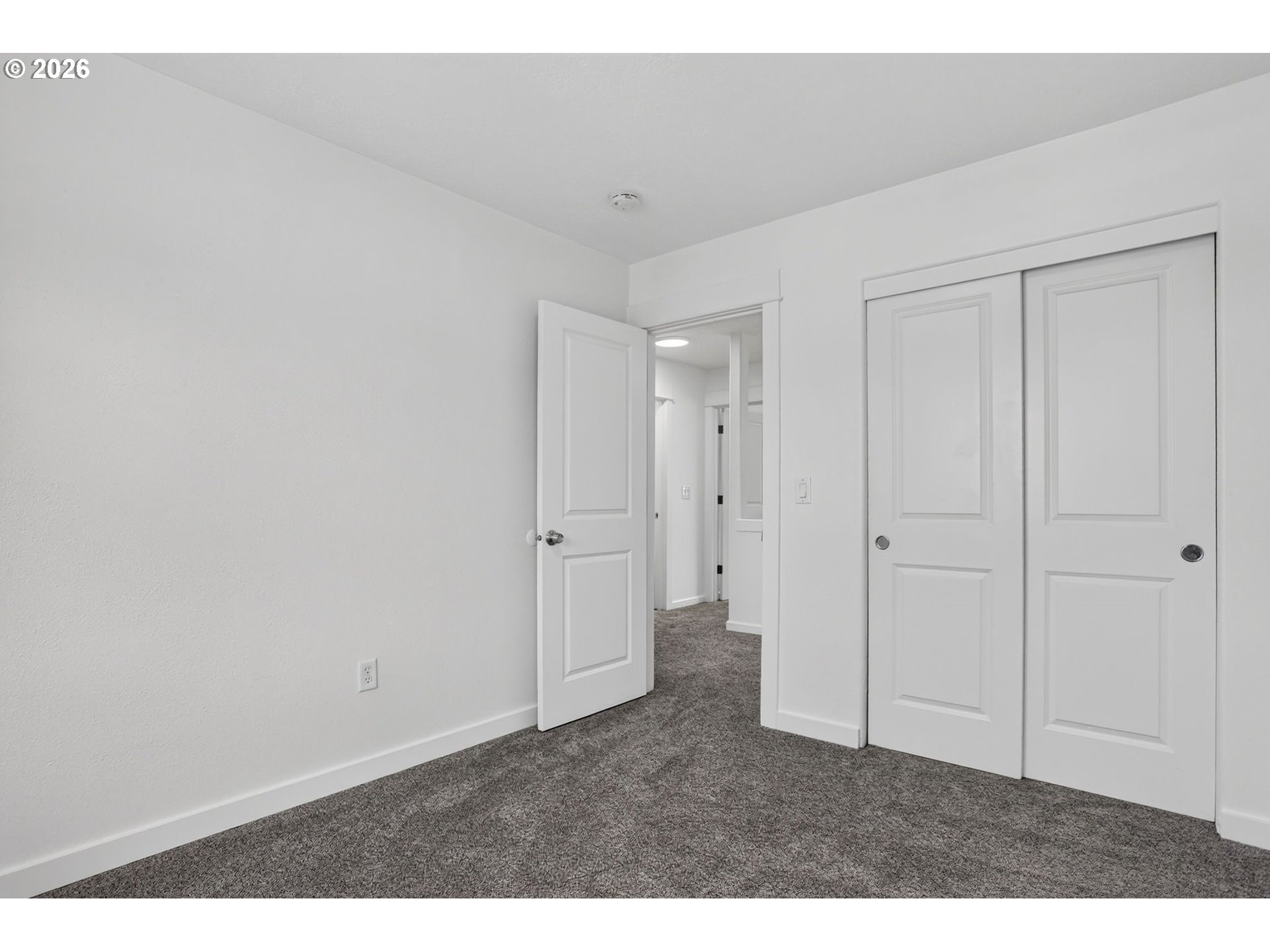 38417 Redwood Street Sandy, OR 97055 - Photo 26 of 41 Bedroom