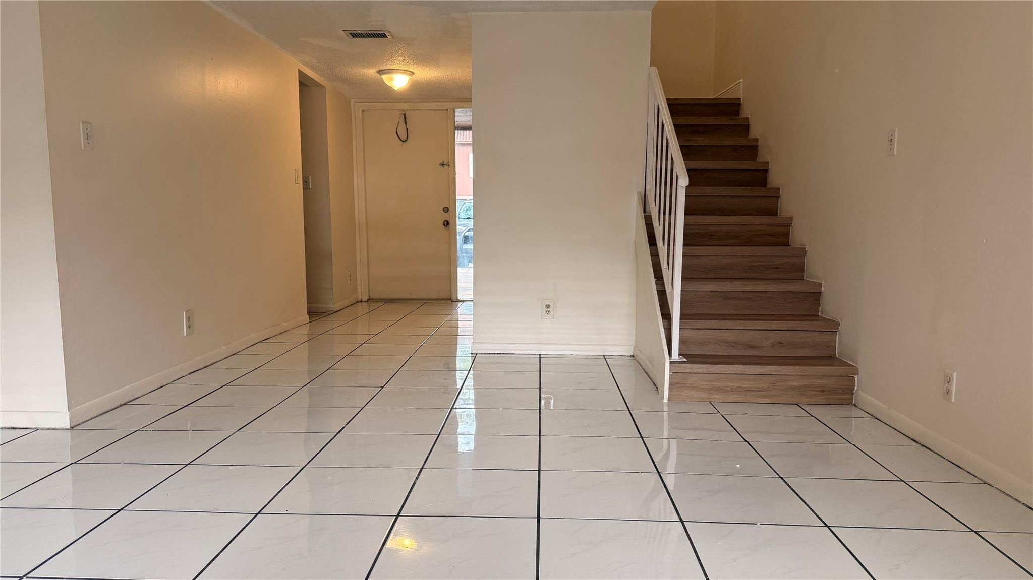 22 Laredo Place Davie, FL 33324 - Photo 8 of 13 Photo 8