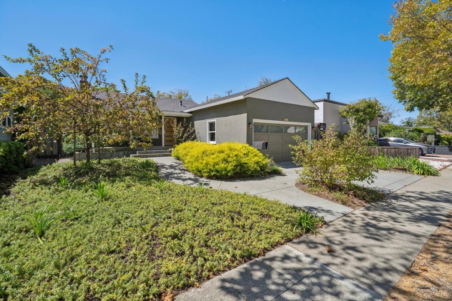 473 Bloomfield Road Burlingame, CA 94010 - Photo 1 of 25 Gallery Image 1