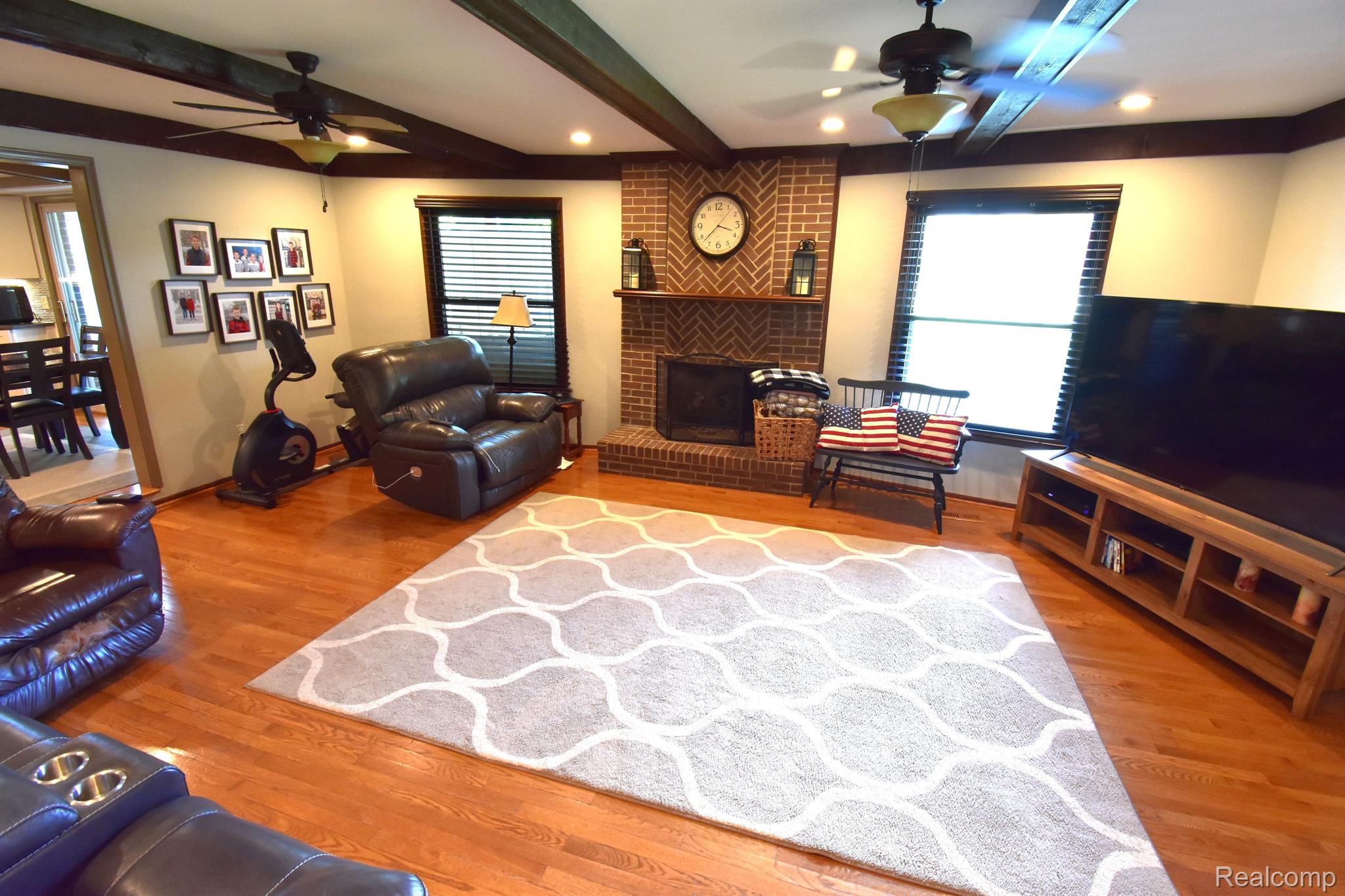 439 Shellbourne Drive Rochester, MI 48309 - Photo 10 of 60 Gallery Image 10