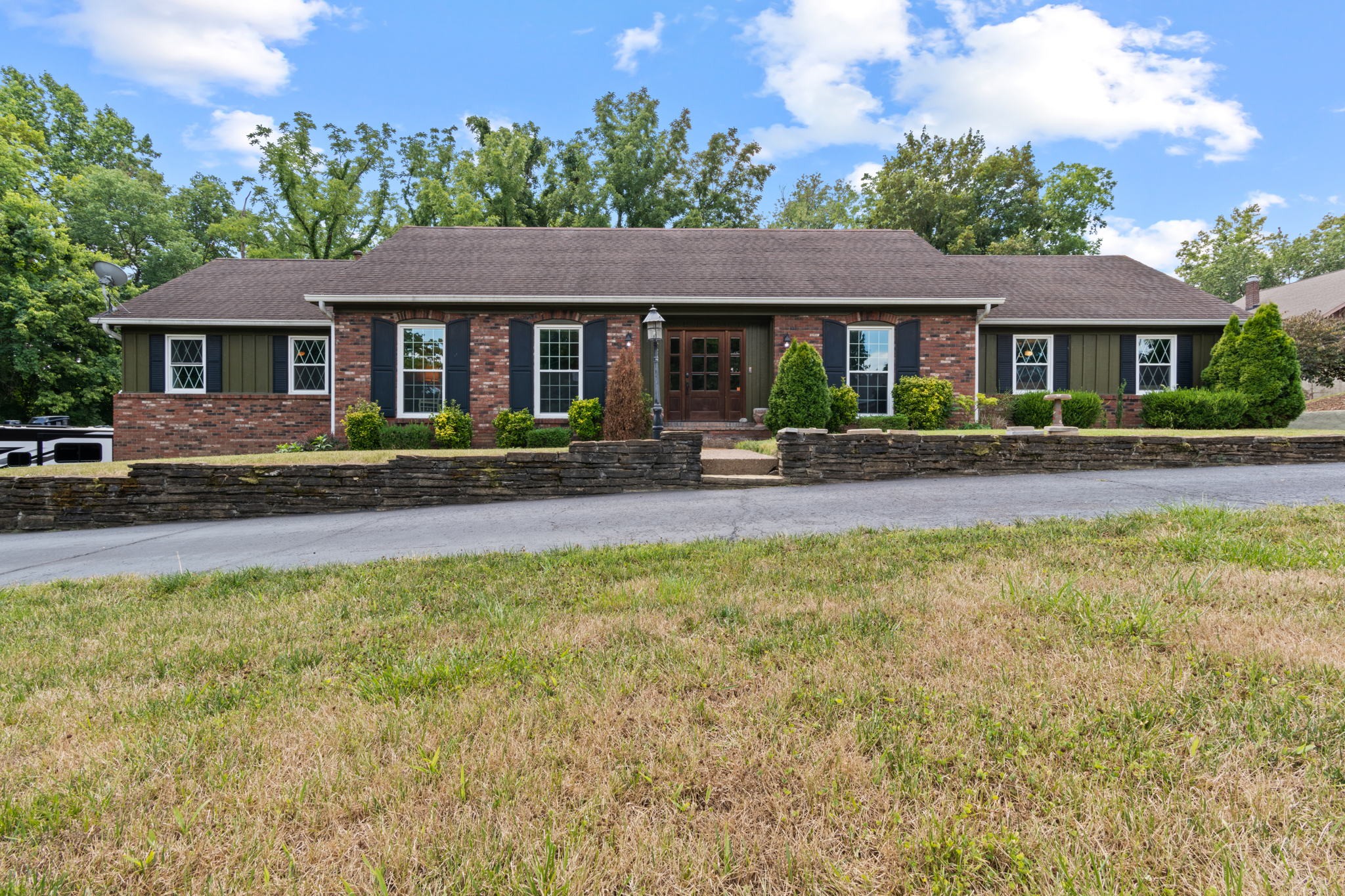 102 3rd Avenue East Springfield, TN 37172 - Photo 1 of 65