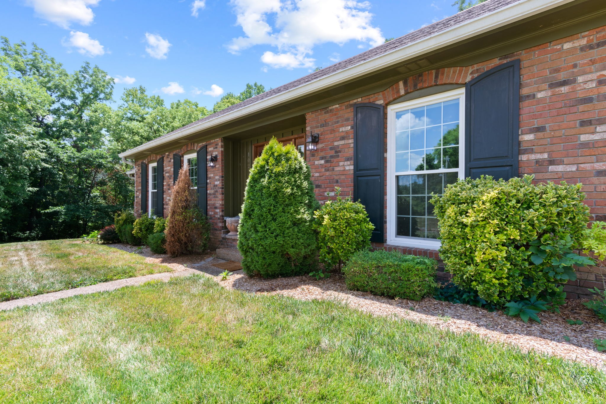 102 3rd Avenue East Springfield, TN 37172 - Photo 4 of 65