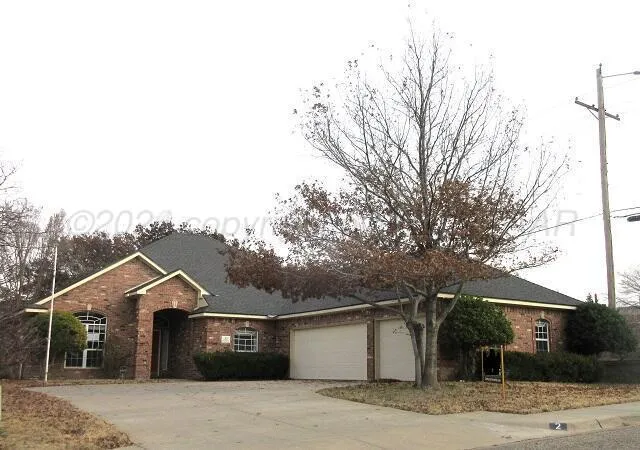 $359,900 | 2 Doral Drive, Amarillo, TX 79124