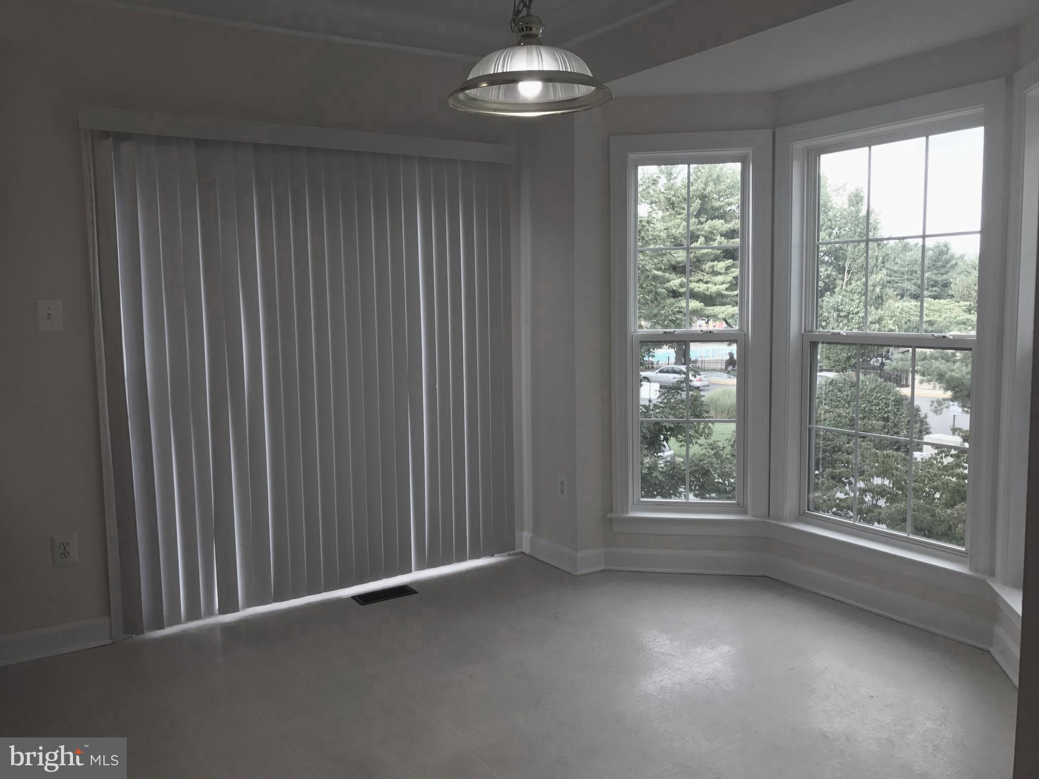 3350 Castle Ridge Circle, Unit 1 Silver Spring, MD 20904 - Photo 32 of 43 Family Room