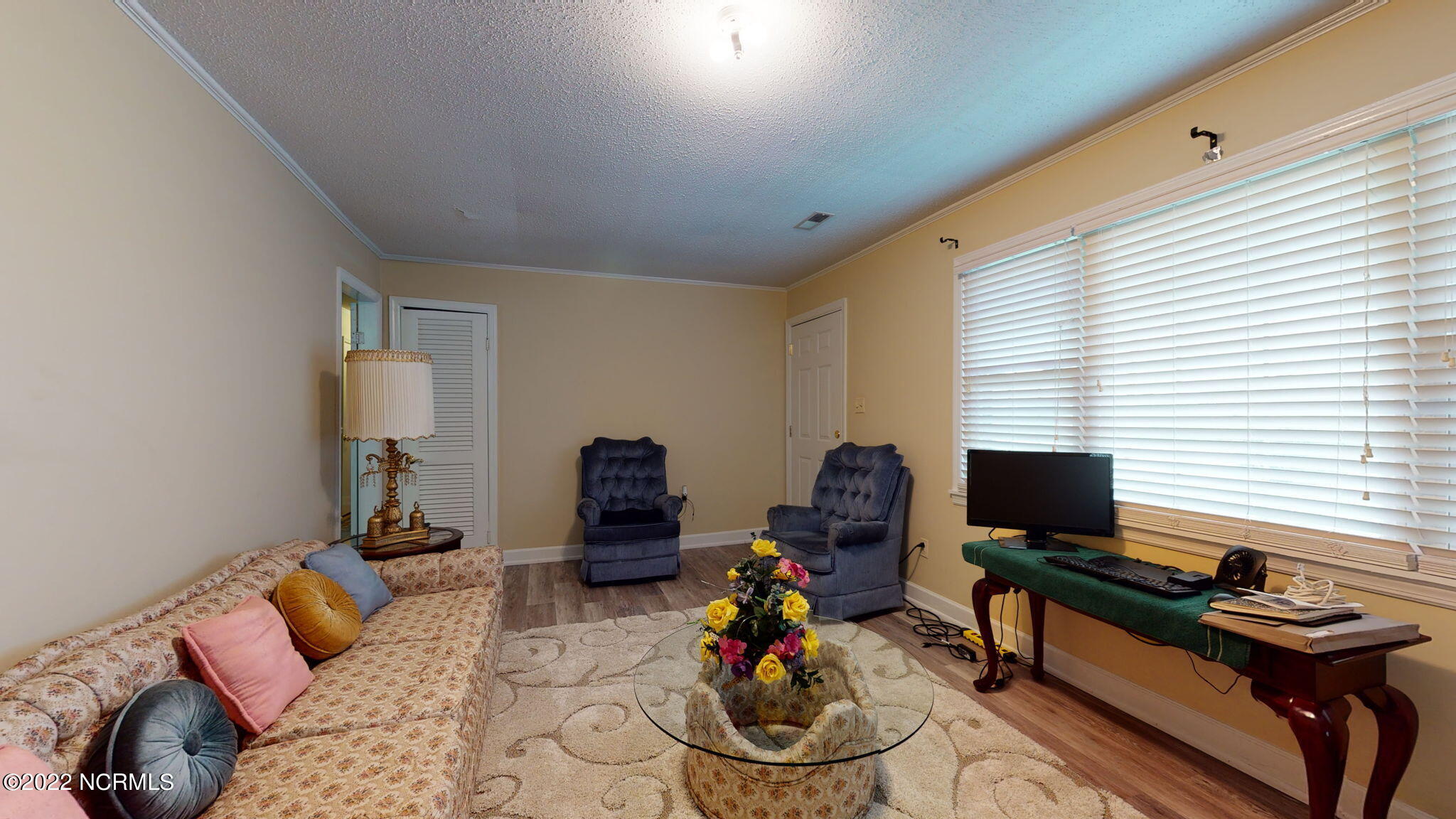 452 Lynchs Beach Loop Road Bayboro, NC 28515 - Photo 22 of 43 Living Room