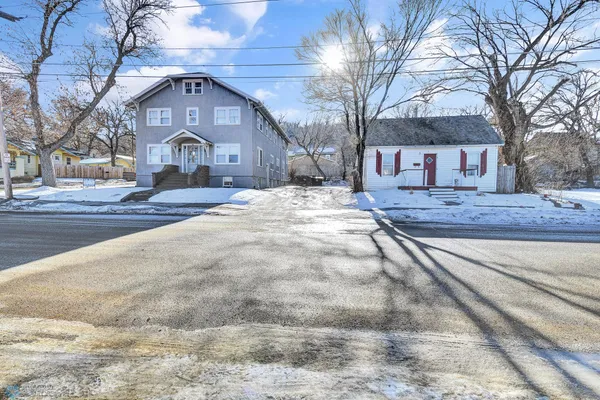 $565,000 | 258-264 College Street Southeast, Valley City, ND 58072