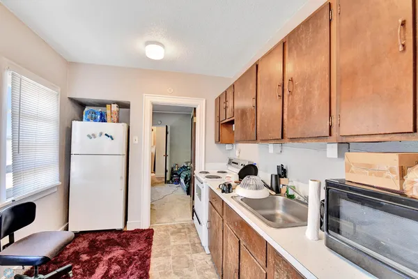 $565,000 | 258-264 College Street Southeast, Valley City, ND 58072