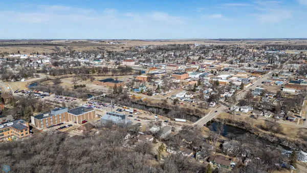 $565,000 | 258-264 College Street Southeast, Valley City, ND 58072