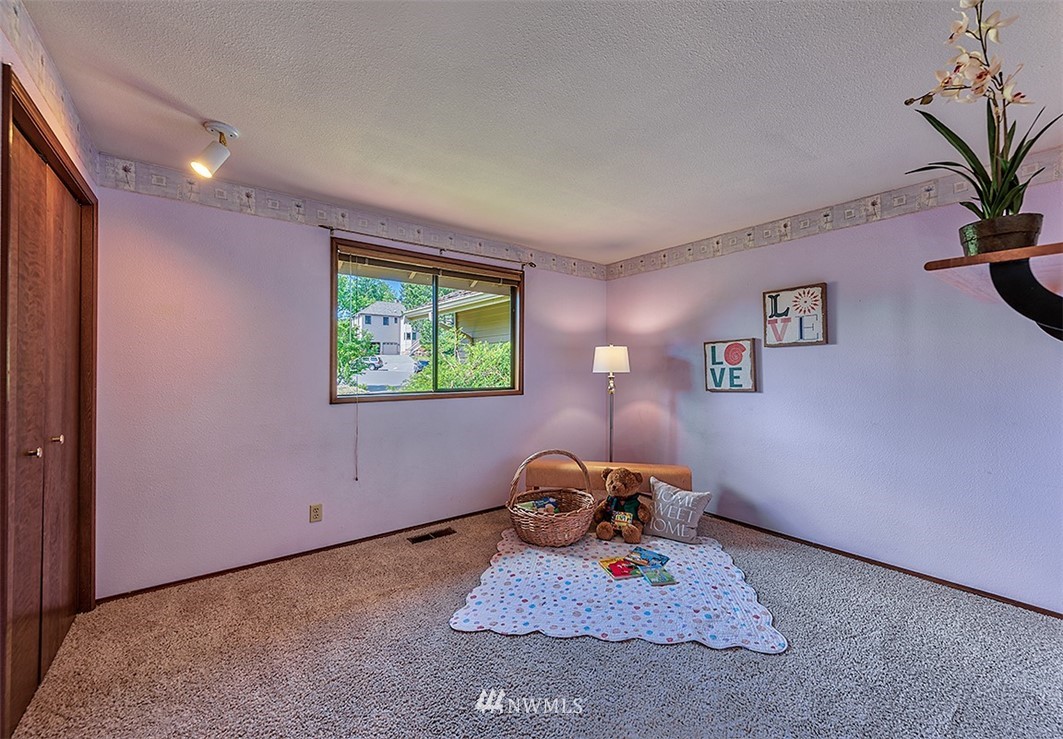 14830 104th Avenue Northeast Bothell, WA 98011 - Photo 17 of 24 Gallery Image 17