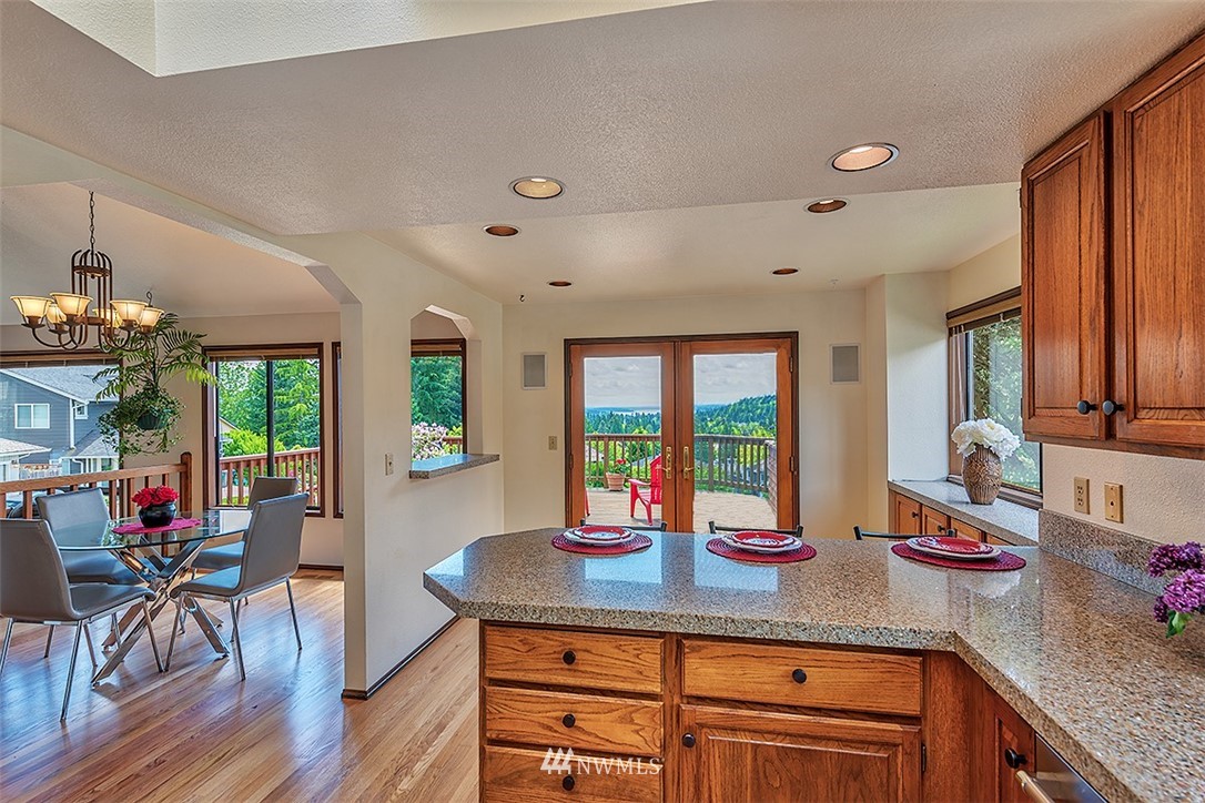 14830 104th Avenue Northeast Bothell, WA 98011 - Photo 9 of 24 Gallery Image 9
