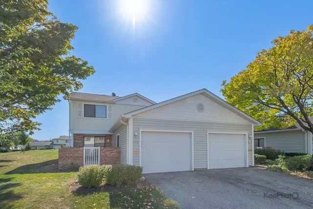 $2,800 | 713 Mariners Point, Schaumburg, IL 60194