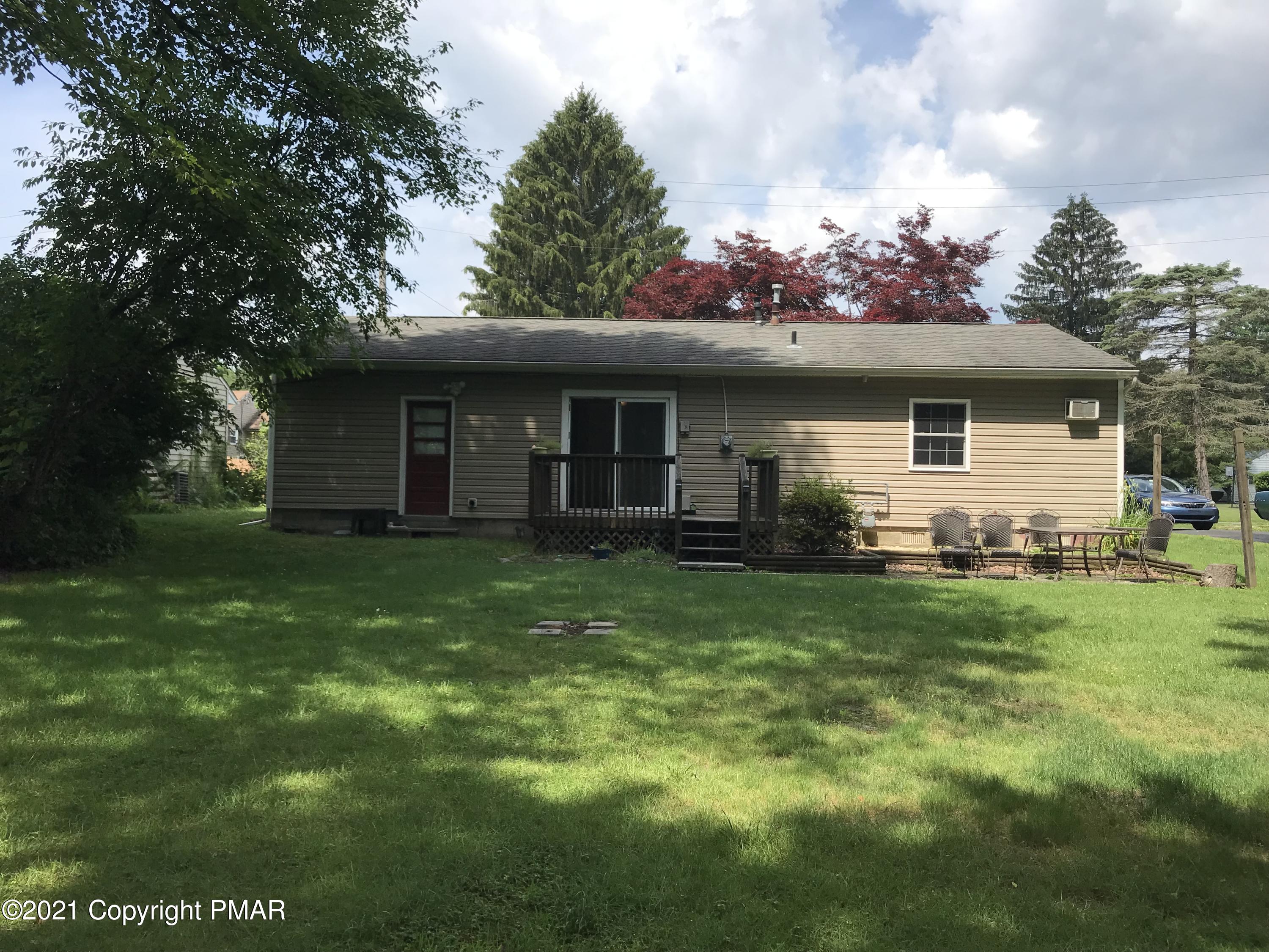 116 Hemlock Road Stroudsburg, PA 18360 - Photo 14 of 16 REAR VIEW OF HS.