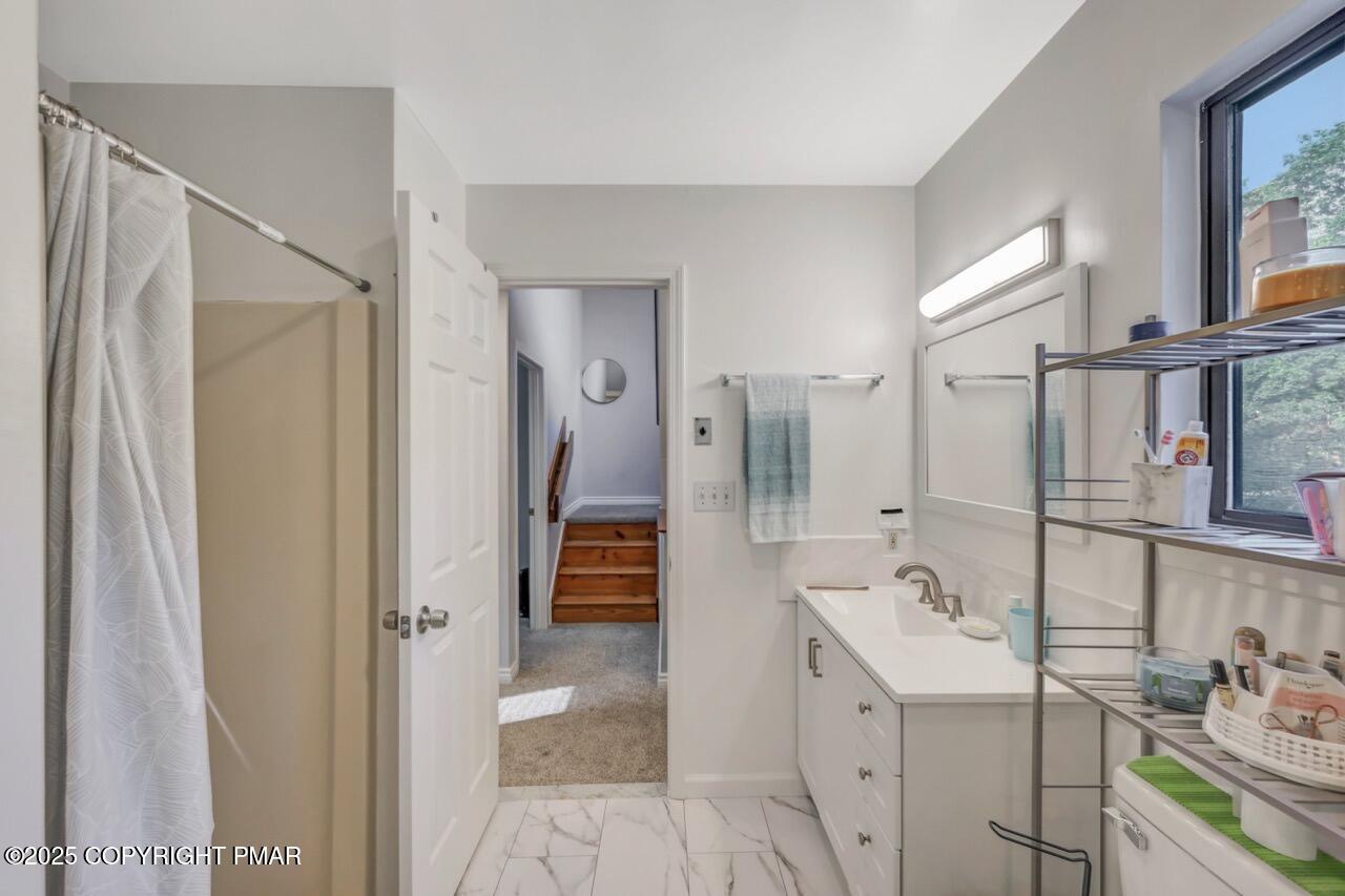 3305 Windemere Drive Bushkill, PA 18324 - Photo 35 of 56 3305 Windermere Dr 34 Large