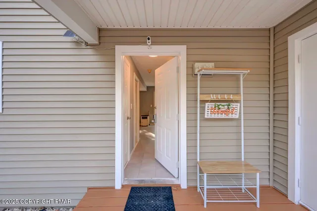 a view of entryway door