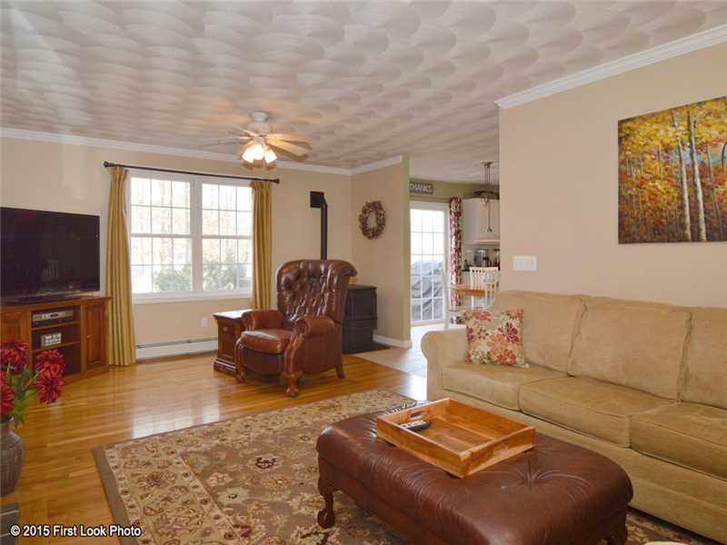 2 Christopher Road Westerly, RI 02891 - Photo 6 of 25 Living Room.