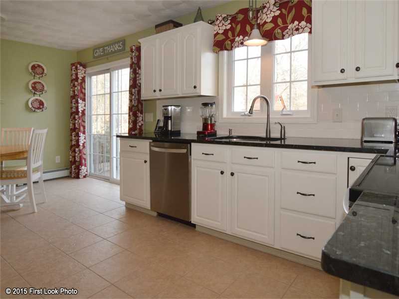 2 Christopher Road Westerly, RI 02891 - Photo 9 of 25 Kitchen.