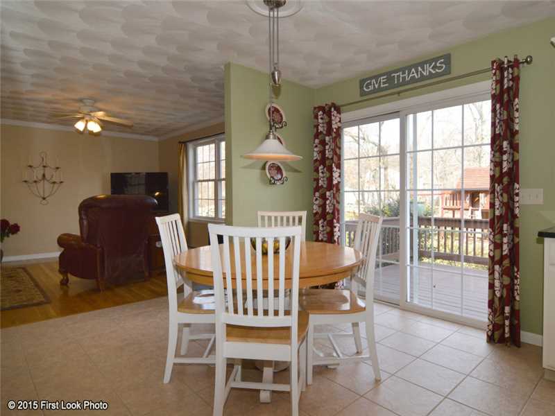 2 Christopher Road Westerly, RI 02891 - Photo 10 of 25 Dining Area.