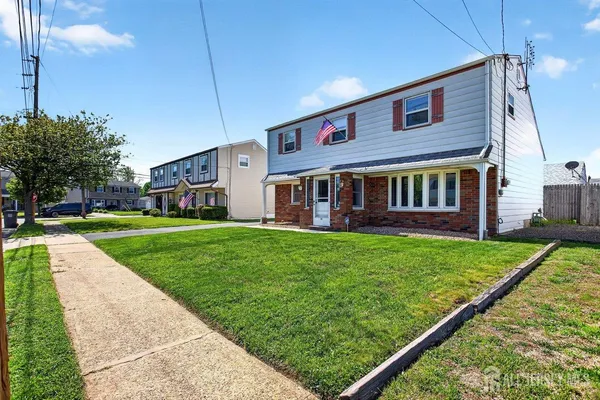 $599,000 | 140 Camelot Drive, Port Reading, NJ 07064