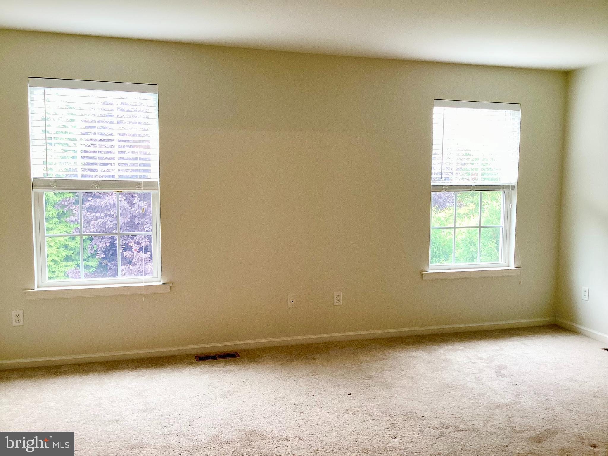 140 Pumpkin Patch Lane Hockessin, DE 19707 - Photo 16 of 25 a view of an empty room with a window