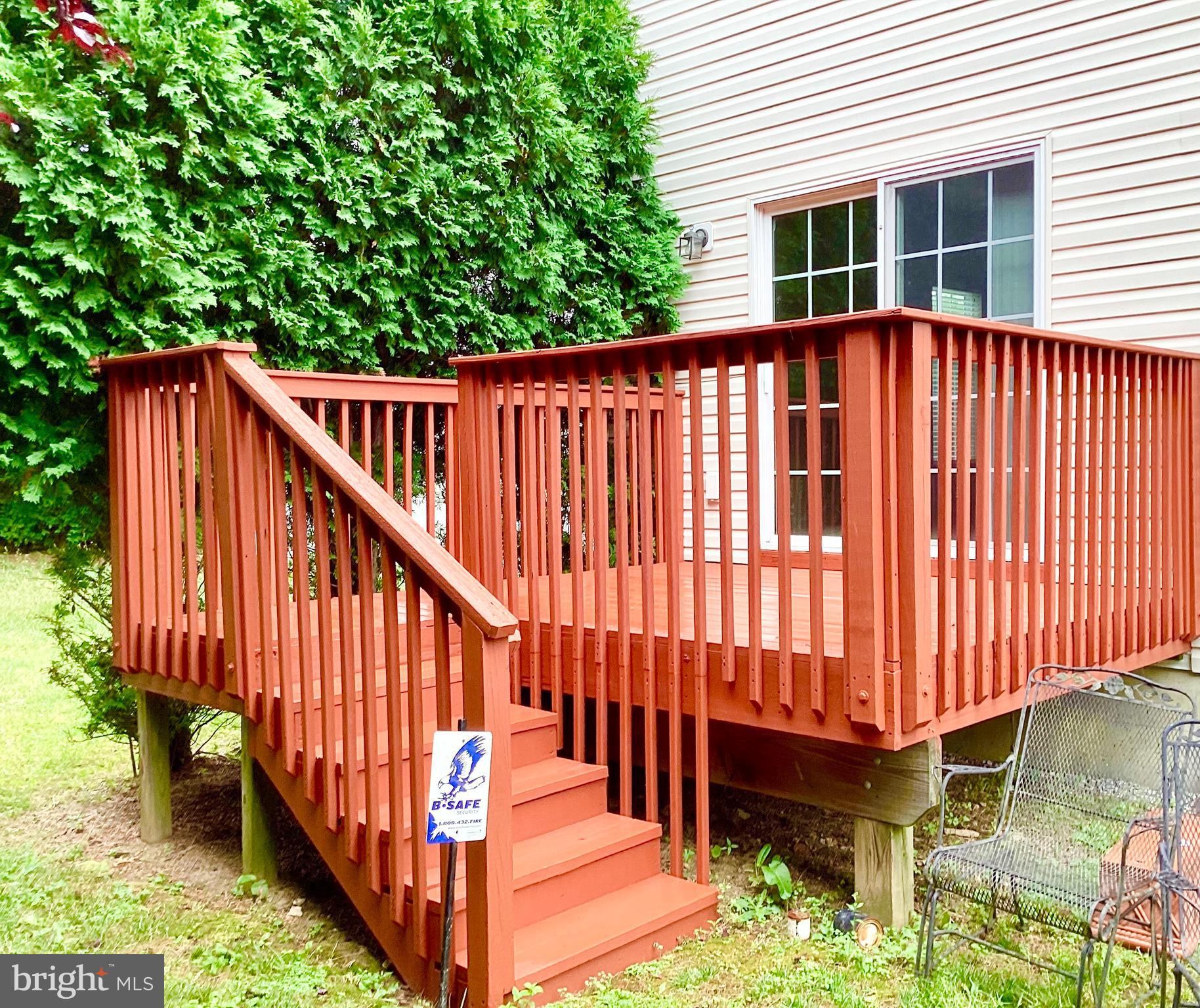 140 Pumpkin Patch Lane Hockessin, DE 19707 - Photo 23 of 25 a balcony with view of trees in the background