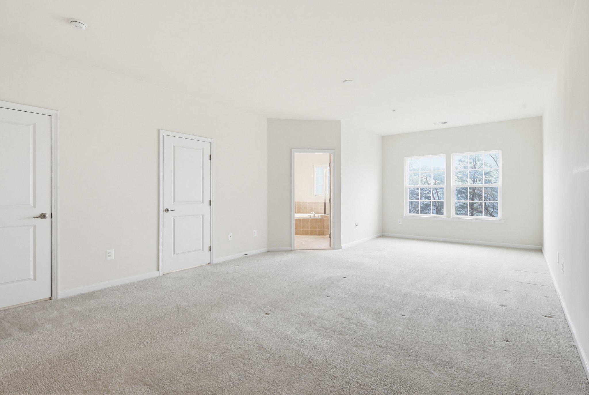 3819 Cullingworth Road Burtonsville, MD 20866 - Photo 21 of 50 an empty room with windows