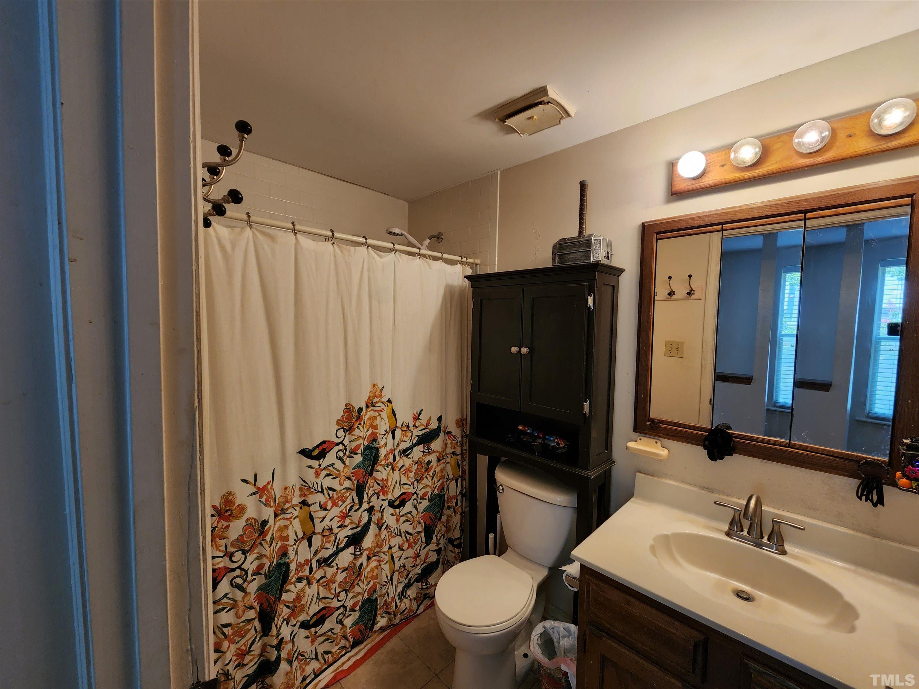 1700 Ithaca Lane Raleigh, NC 27606 - Photo 6 of 13 Gallery Image 6