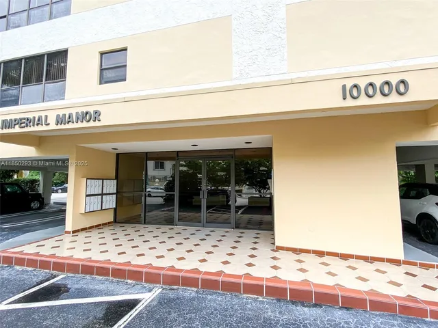 a outdoor space view of a garage