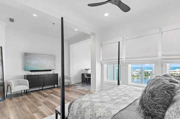 $3,250,000 | 116 Carillon Market Street, Unit 701, Panama City Beach, FL 32413