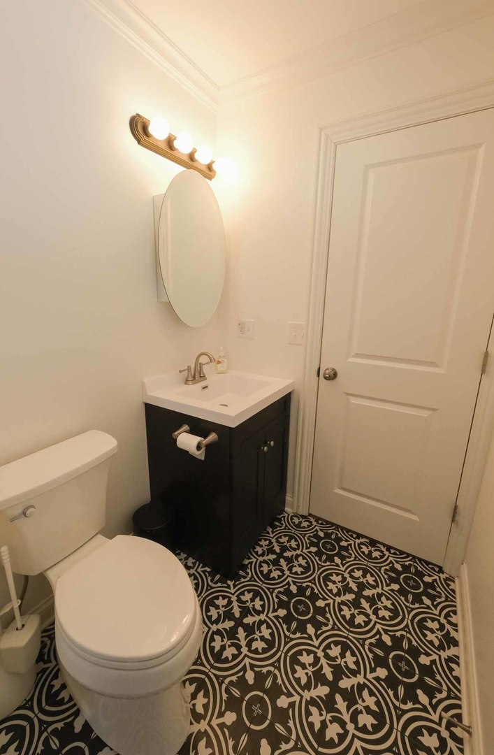 607 Jordan Avenue Romeoville, IL 60446 - Photo 12 of 18 Gallery Image 12