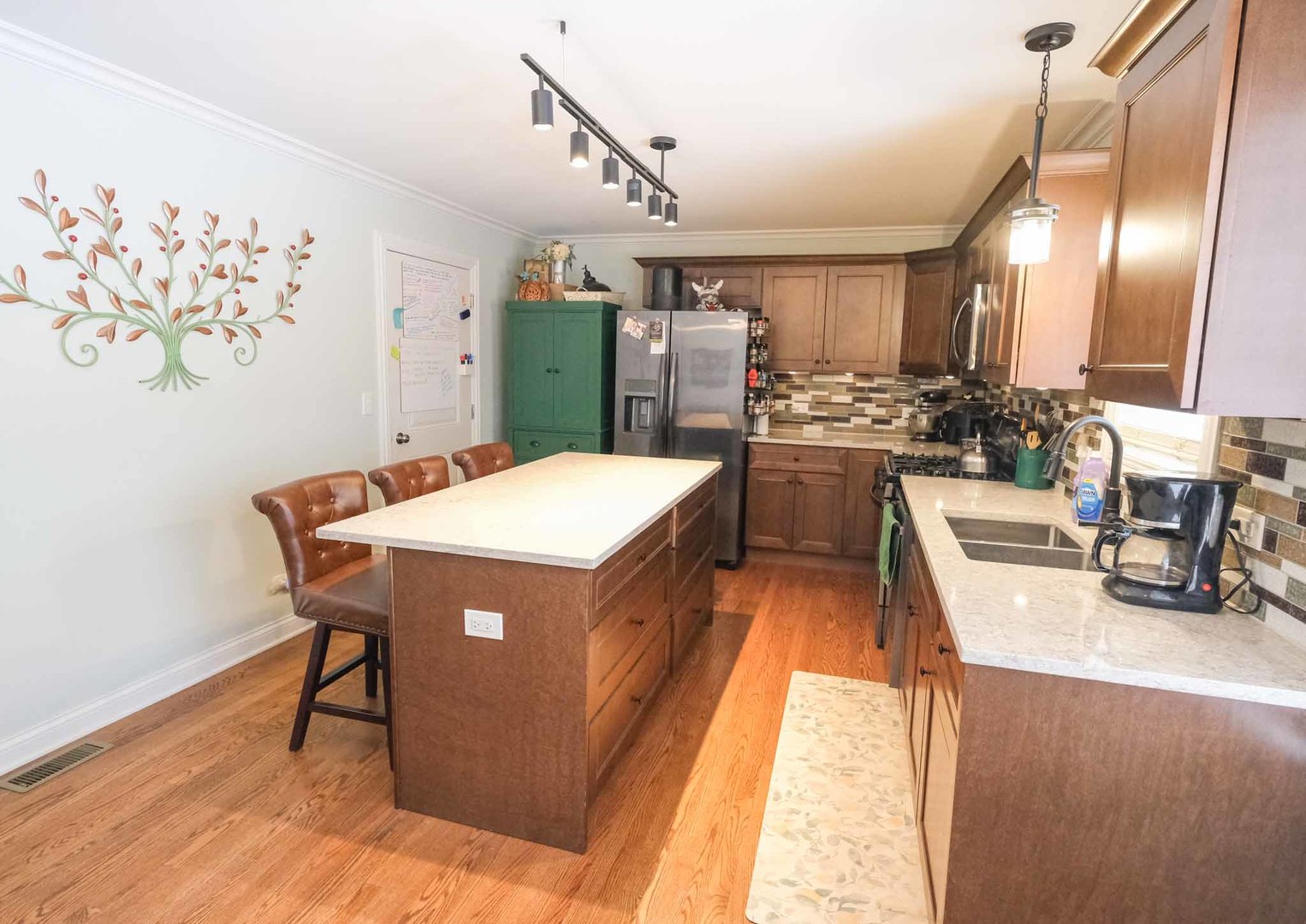 607 Jordan Avenue Romeoville, IL 60446 - Photo 14 of 18 Gallery Image 14