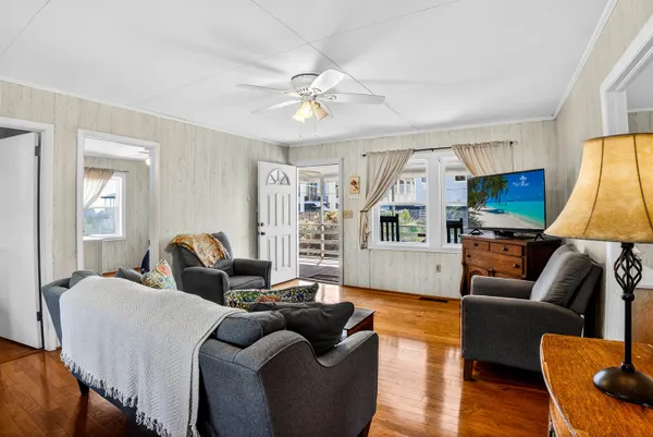 $4,400,000 | 580 Parker Drive, Pawleys Island, SC 29585