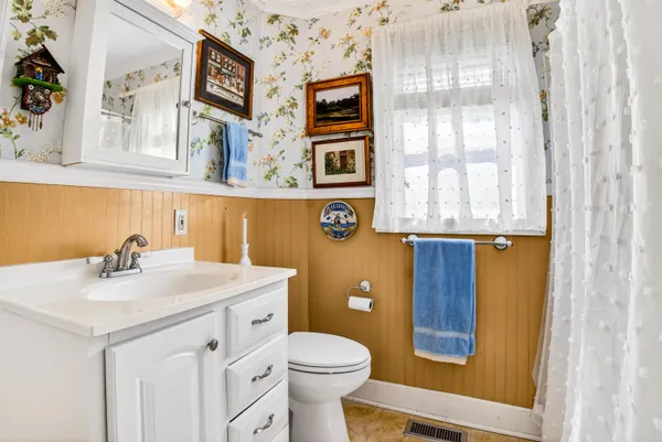 $4,400,000 | 580 Parker Drive, Pawleys Island, SC 29585