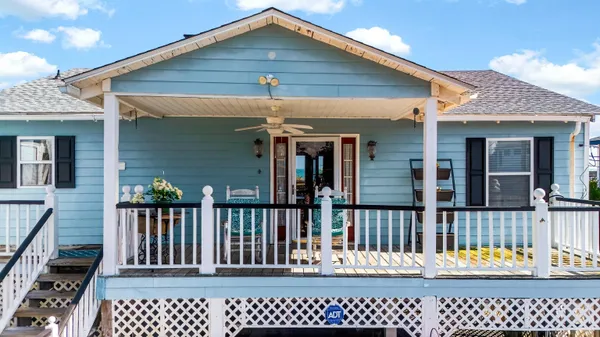 $4,400,000 | 580 Parker Drive, Pawleys Island, SC 29585