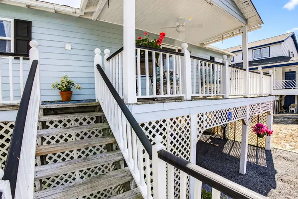 $4,400,000 | 580 Parker Drive, Pawleys Island, SC 29585