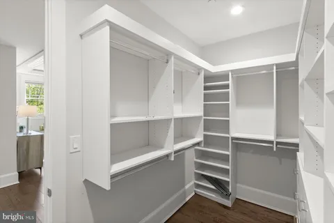 $2,795,000 | 11000 Luxmanor Road, North Bethesda, MD 20852